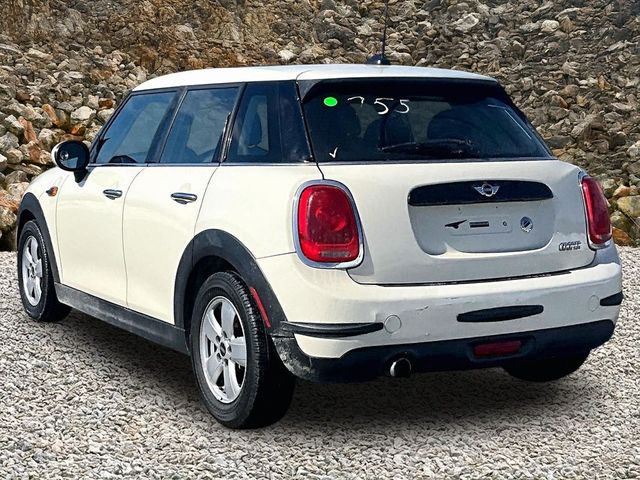 2016 MINI Hardtop 4 Door Cooper