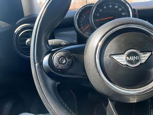 2016 MINI Hardtop 4 Door Cooper