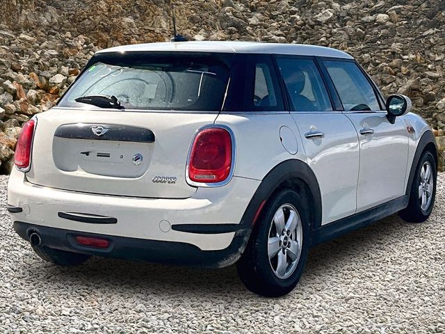 2016 MINI Hardtop 4 Door Cooper