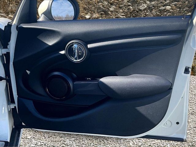 2016 MINI Hardtop 4 Door Cooper