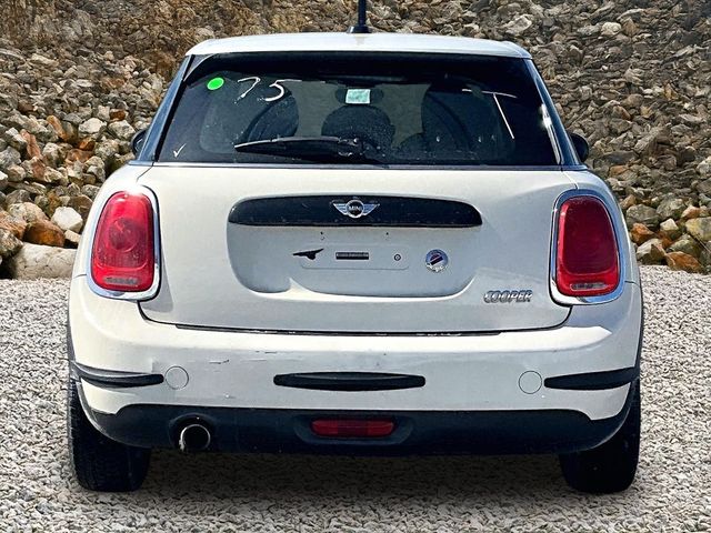 2016 MINI Hardtop 4 Door Cooper
