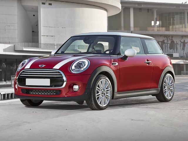 2016 Mini Hardtop 4 Door Cooper | Naugatuck, Connecticut | A Better Way Wholesale Autos-CT