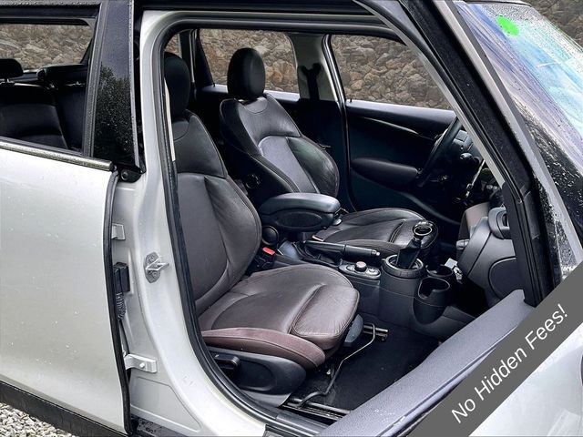 2016 MINI Hardtop 4 Door Cooper