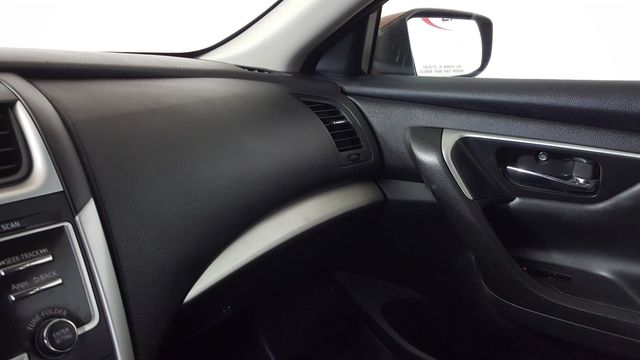 2016 Nissan Altima 2.5 S | Carrollton, TX | Legend Motorcars of Carrollton