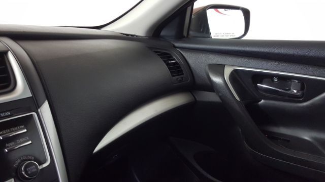 2016 Nissan Altima 2.5 S | Garland, TX | Legend Motorcars Feed Account 2016 Nissan Altima 2.5 S | Garland, TX | Legend Motorcars Feed Account