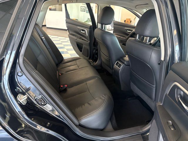 2016 Nissan Altima SL | Rome, GA | Knight's Car Store 2016 Nissan Altima SL | Rome, GA | Knight's Car Store