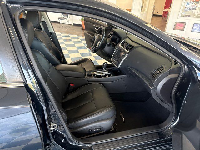 2016 Nissan Altima SL | Rome, GA | Knight's Car Store 2016 Nissan Altima SL | Rome, GA | Knight's Car Store