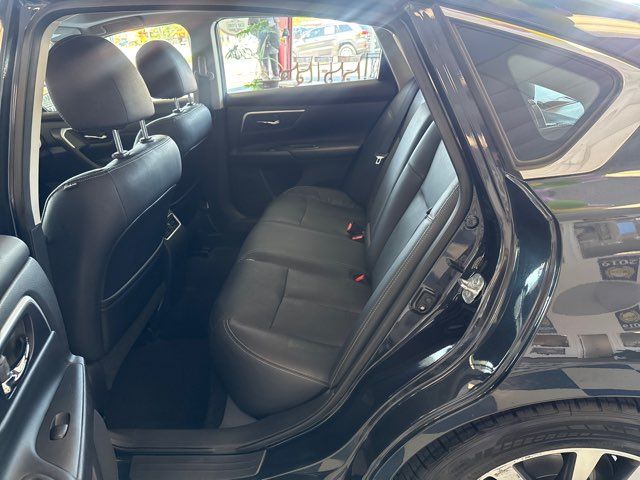 2016 Nissan Altima SL | Rome, GA | Knight's Car Store 2016 Nissan Altima SL | Rome, GA | Knight's Car Store