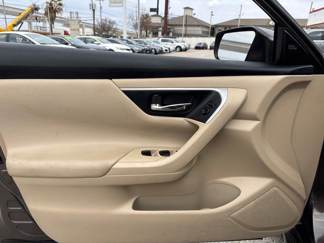 2016 Nissan Altima 2.5 SV | San Antonio, TX | Clear Choice Automotive South 2016 Nissan Altima 2.5 SV | San Antonio, TX | Clear Choice Automotive South