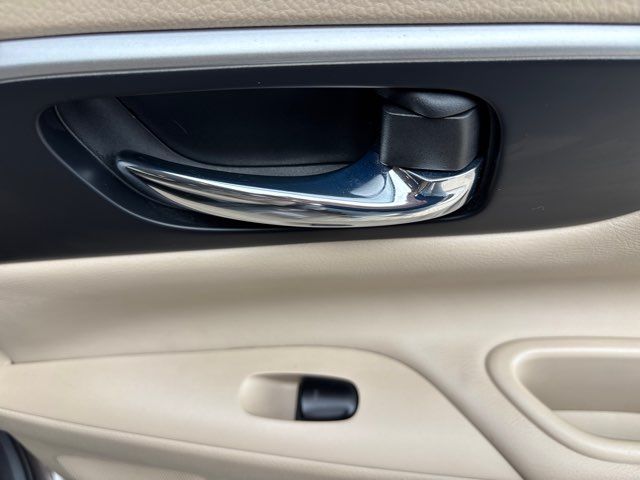 2016 Nissan Altima 2.5 SV | San Antonio, TX | Clear Choice Automotive South 2016 Nissan Altima 2.5 SV | San Antonio, TX | Clear Choice Automotive South