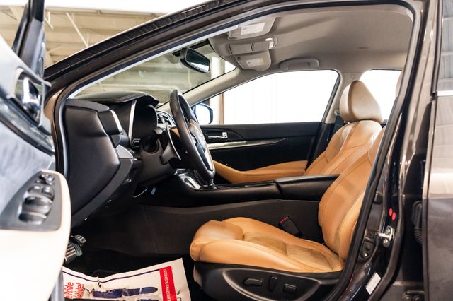 2016 Nissan Maxima 3.5 SR CLEAN CARFAX ONE OWNER NAV LOADED LEATHER 2016 Nissan Maxima 3.5 SR CLEAN CARFAX ONE OWNER NAV LOADED LEATHER