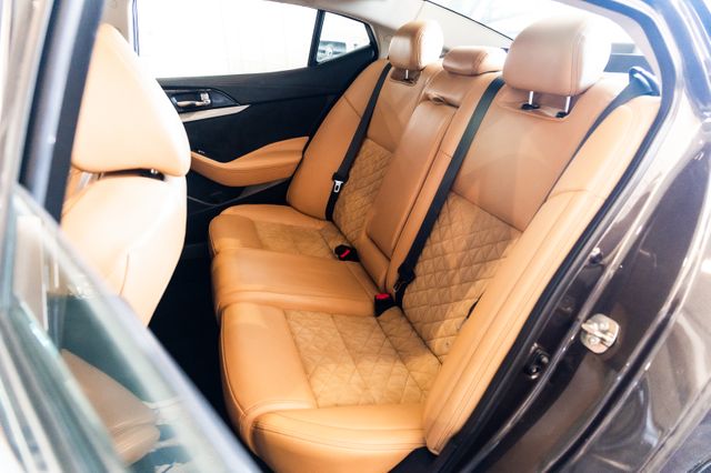 2016 Nissan Maxima 3.5 SR CLEAN CARFAX ONE OWNER NAV LOADED LEATHER 2016 Nissan Maxima 3.5 SR CLEAN CARFAX ONE OWNER NAV LOADED LEATHER