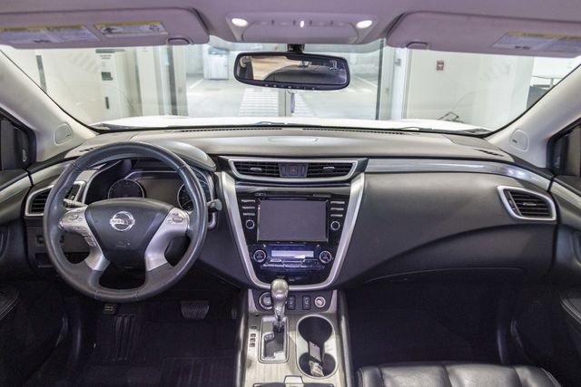 2016 Nissan Murano w/leather SL