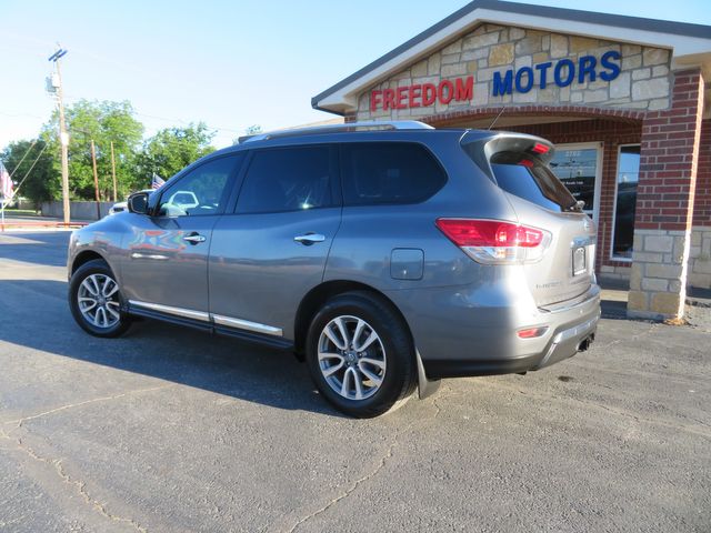 2016 Nissan Pathfinder SL