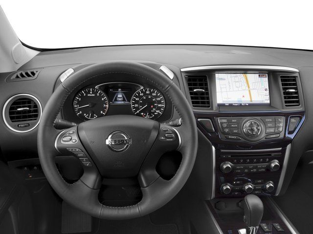 2016 Nissan Pathfinder  4WD 3RD ROW