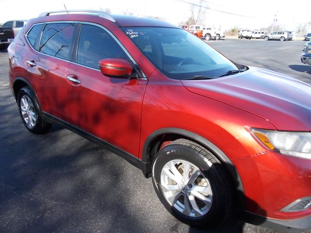 2016 Nissan Rogue SV