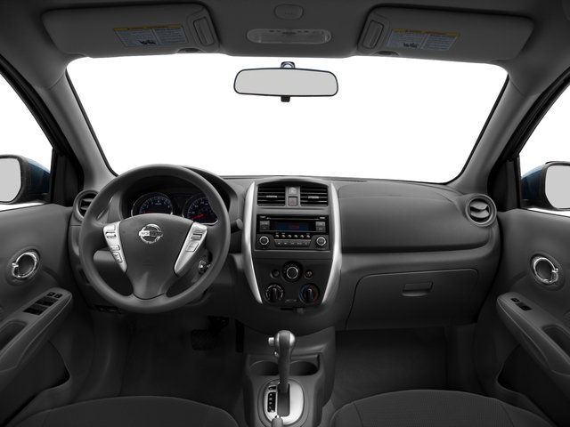 2016 Nissan Versa SV