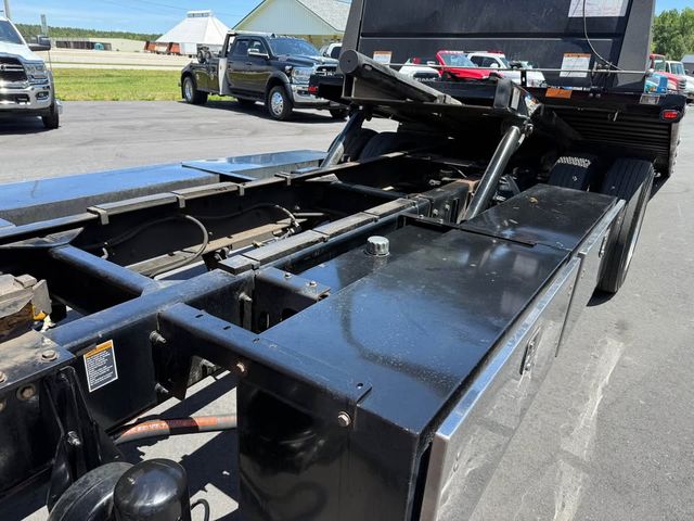 2016 Peterbilt 337