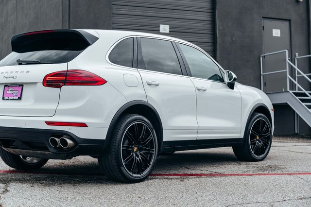 2016 Porsche Cayenne S | Addison, TX | Apex Auto Sports