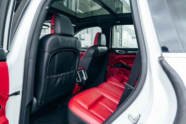2016 Porsche Cayenne S | Addison, TX | Apex Auto Sports