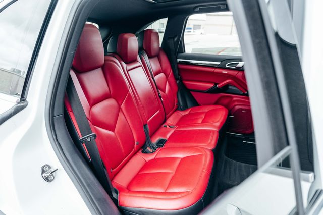2016 Porsche Cayenne S | Addison, TX | Apex Auto Sports