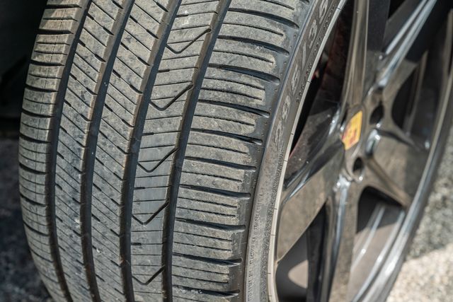 2016 Porsche Cayenne Turbo PREMIUM / AWD / 4.8L TWIN TURBO V8 | Dallas, TX | Rocky Mountain Truck Stop Dallas 2016 Porsche Cayenne Turbo PREMIUM / AWD / 4.8L TWIN TURBO V8 | Dallas, TX | Rocky Mountain Truck Stop Dallas