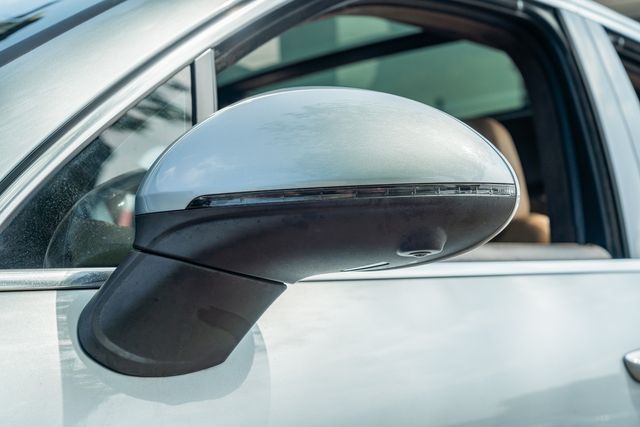 2016 Porsche Cayenne Turbo PREMIUM / AWD / 4.8L TWIN TURBO V8 | Austin, TX | Rocky Mountain Truck Stop Austin 2016 Porsche Cayenne Turbo PREMIUM / AWD / 4.8L TWIN TURBO V8 | Austin, TX | Rocky Mountain Truck Stop Austin