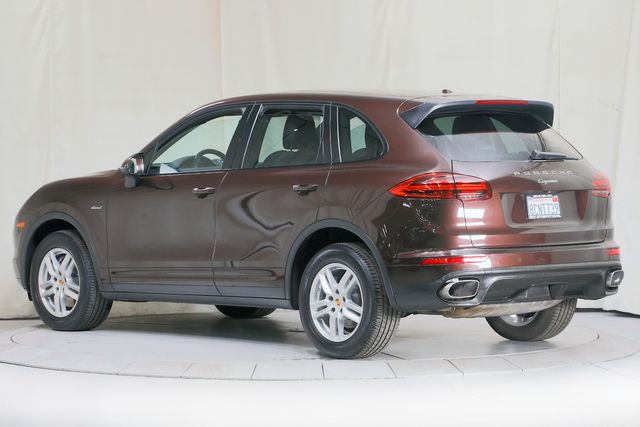 2016 Porsche Cayenne Diesel | Burbank, California | MDK International 2016 Porsche Cayenne Diesel | Burbank, California | MDK International
