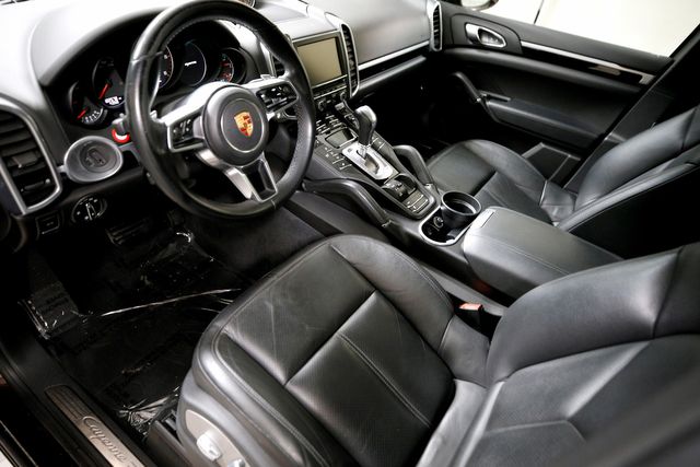 2016 Porsche Cayenne Diesel | Burbank, California | MDK International 2016 Porsche Cayenne Diesel | Burbank, California | MDK International