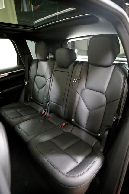 2016 Porsche Cayenne Diesel | Burbank, California | MDK International 2016 Porsche Cayenne Diesel | Burbank, California | MDK International