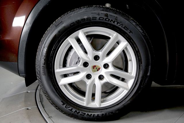 2016 Porsche Cayenne Diesel | Burbank, California | MDK International 2016 Porsche Cayenne Diesel | Burbank, California | MDK International