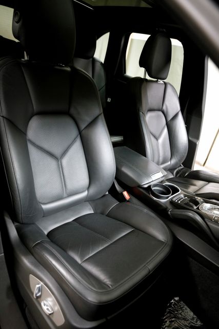 2016 Porsche Cayenne Diesel | Burbank, California | MDK International 2016 Porsche Cayenne Diesel | Burbank, California | MDK International