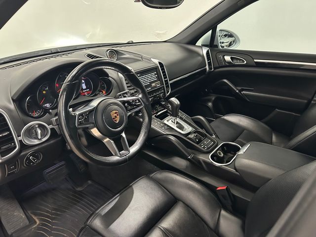 2016 Porsche Cayenne Base