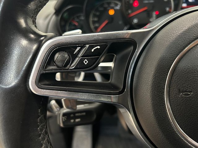 2016 Porsche Cayenne Base