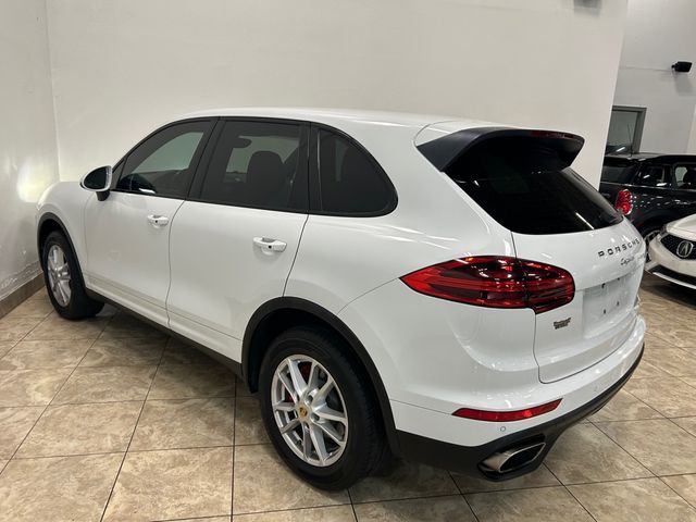2016 Porsche Cayenne Base