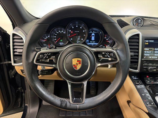 2016 Porsche Cayenne Base