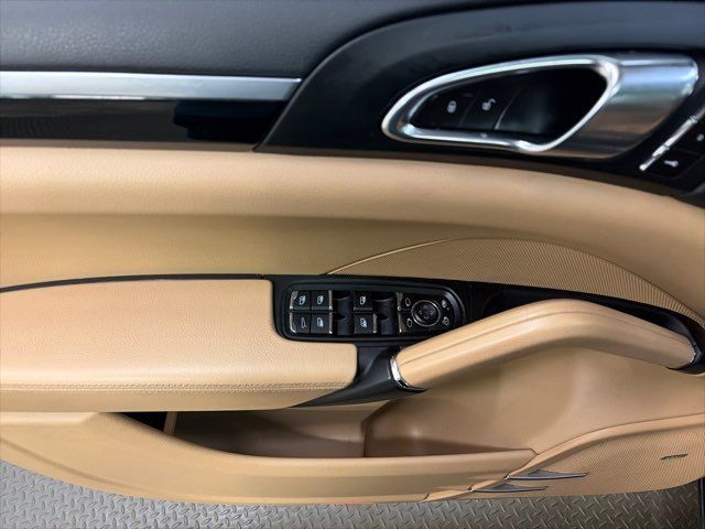 2016 Porsche Cayenne Base