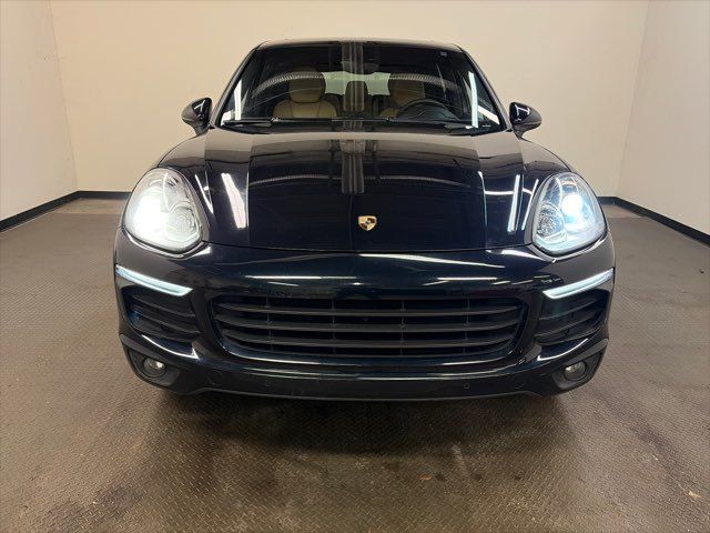 2016 Porsche Cayenne Base