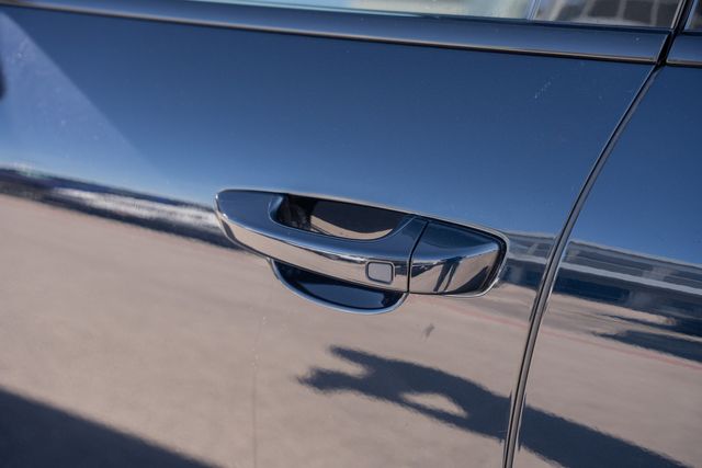 2016 Porsche Cayenne S AWD / PORSCHE SERVICED / CLEAN CARFAX / LOADED | Austin, TX | Rocky Mountain Truck Stop Austin 2016 Porsche Cayenne S AWD / PORSCHE SERVICED / CLEAN CARFAX / LOADED | Austin, TX | Rocky Mountain Truck Stop Austin