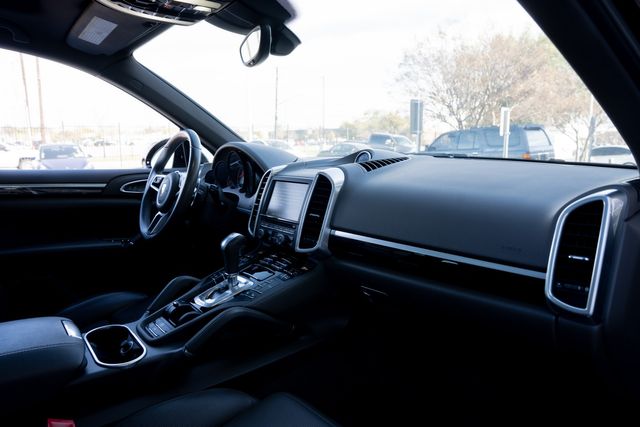 2016 Porsche Cayenne S AWD / PORSCHE SERVICED / CLEAN CARFAX / LOADED | Austin, TX | Rocky Mountain Truck Stop Austin 2016 Porsche Cayenne S AWD / PORSCHE SERVICED / CLEAN CARFAX / LOADED | Austin, TX | Rocky Mountain Truck Stop Austin