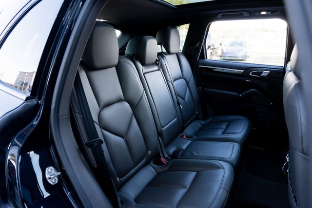 2016 Porsche Cayenne S AWD / PORSCHE SERVICED / CLEAN CARFAX / LOADED | Austin, TX | Rocky Mountain Truck Stop Austin 2016 Porsche Cayenne S AWD / PORSCHE SERVICED / CLEAN CARFAX / LOADED | Austin, TX | Rocky Mountain Truck Stop Austin