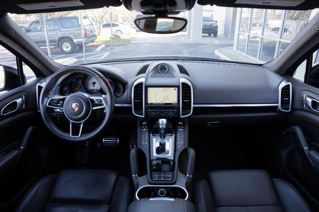 2016 Porsche Cayenne S AWD / PORSCHE SERVICED / CLEAN CARFAX / LOADED | Austin, TX | Rocky Mountain Truck Stop Austin 2016 Porsche Cayenne S AWD / PORSCHE SERVICED / CLEAN CARFAX / LOADED | Austin, TX | Rocky Mountain Truck Stop Austin