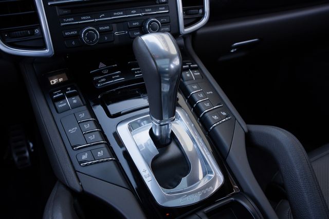 2016 Porsche Cayenne S AWD / PORSCHE SERVICED / CLEAN CARFAX / LOADED | Austin, TX | Rocky Mountain Truck Stop Austin 2016 Porsche Cayenne S AWD / PORSCHE SERVICED / CLEAN CARFAX / LOADED | Austin, TX | Rocky Mountain Truck Stop Austin