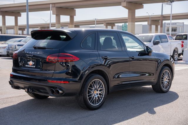 2016 Porsche Cayenne S AWD / PORSCHE SERVICED / CLEAN CARFAX / LOADED | Austin, TX | Rocky Mountain Truck Stop Austin