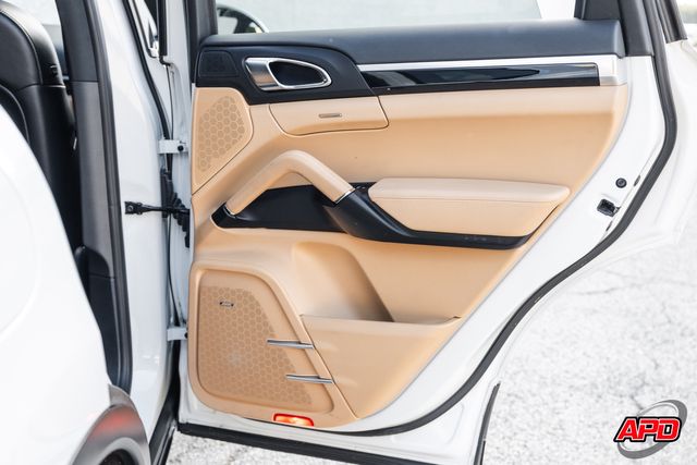 2016 Porsche Cayenne 2016 Porsche Cayenne