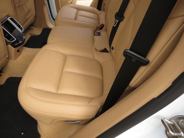 2016 Porsche Cayenne S   