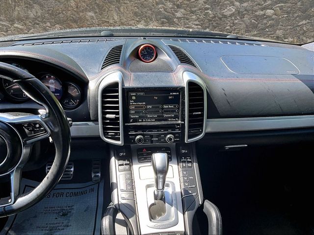 2016 Porsche Cayenne GTS
