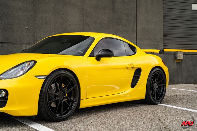 2016 Porsche Cayman GT4 Style 2016 Porsche Cayman GT4 Style