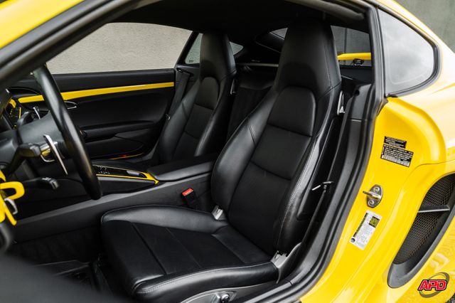 2016 Porsche Cayman GT4 Style 2016 Porsche Cayman GT4 Style