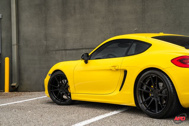 2016 Porsche Cayman GT4 Style 2016 Porsche Cayman GT4 Style